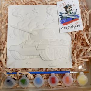 Барельеф танк