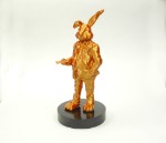 Новогодняя статуэтка “Деловой кролик”