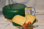 Сыр КУРШАВАЛЬСКИЕ СЫРЫ «КуршавАль» с прованскими травами, цилиндр до 5 кг