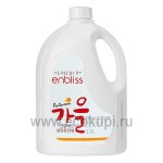Кондиционер для белья Осень для всей семьи Enbliss Fabric Softener 2,5 литра