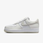 Кроссовки Nike Air Force 1 '07 LV8