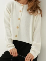 Кардиган укороченный на пуговицах теплый