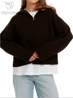 Свитер с воротником-стойкой на молнии