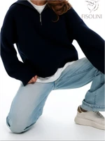 Свитер с воротником-стойкой на молнии