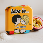 Love is… сердца «Морская соль и маракуйя» 20 г — освежающие конфеты