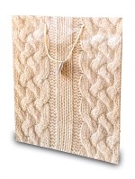 Подарочный пакет  Большой бумажный матовый "Вязаный свитер" Размер 33х43х10 см.