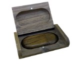 Оригинальная деревянная флешка с коробочкой-футляром - Черное Дерево