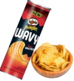 Pringles Wavy salted 130g (8 шт)
