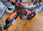 Эндуро KEWS K10 CB300, хром-молибденовая рама, двигатель 275cc (25 л.с.), карбюратор Nibbi, регулируемая подвеска MNT, литые обода