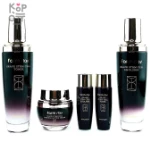 Farm Stay Grape Stem Cell Skin Care 3 Set - Набор средств с фитостволовыми клетками (тонер, эмульсия, крем для лица, миниатюры тонера и эмульсии)