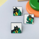 Брошь-значок «Cat with leaf»