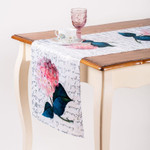 Дорожка на стол Гортензия на фоне текста, Размер: 44х145 см