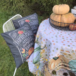 Декоративная подушка с тыквами