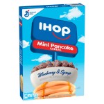 Сухой завтрак IHOP mini pancake cereal мини панкейки с черничным сиропом, 317 г