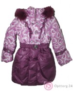 Пальто детское, фиолетового цвета с сердечкам.