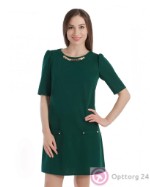 Зеленое платье с декоративным украшением