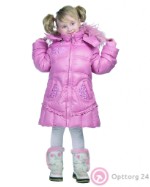 Пальто детское розового цвета со снежинками
