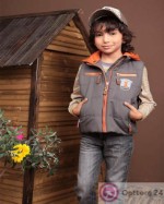 Куртка бежевого цвета с оранжевыми вставками микс цветов и моделей