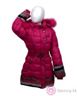Пальто для девочки с поясом и капюшоном малиновое с серым узором