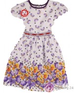 Детское платье белого цвета  с фиолетовыми бабочками  и черным горохом.