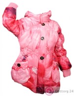 Куртка для девочки розового цвета с накладными карманами и бабочками