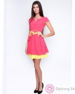 Женское двухцветное платье розово-жёлтого цвета с   брошью