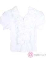 Детская блузка белого цвета с коротким рукавом.