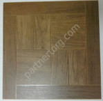 Дуб коричневый керамогранит с металлизацией матовый 32,7х32,7 см