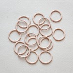 18 мм кольцо металл нейлон  серебристый пион (168)