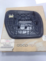 Элемент зеркальный, левый MITSUBISHI арт. 7632A531