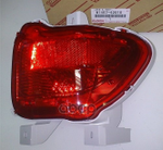 Фонарь задний в бампер правый TOYOTA арт. 8145742010