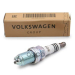 Свеча зажигания VAG арт. 101000033AA