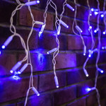Гирлянда светодиодная Бахрома (Айсикл), 2,4х0,6м, 88 LED СИНИЙ, белый ПВХ, IP65, эффект мерцания, 230В NEON-NIGHT (шнур питания в комплекте), 1шт