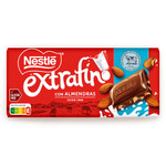 Шоколад Nestle Extrafino с миндалем  123гр