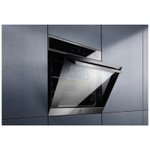 Электрический духовой шкаф Electrolux EOB8S39WX